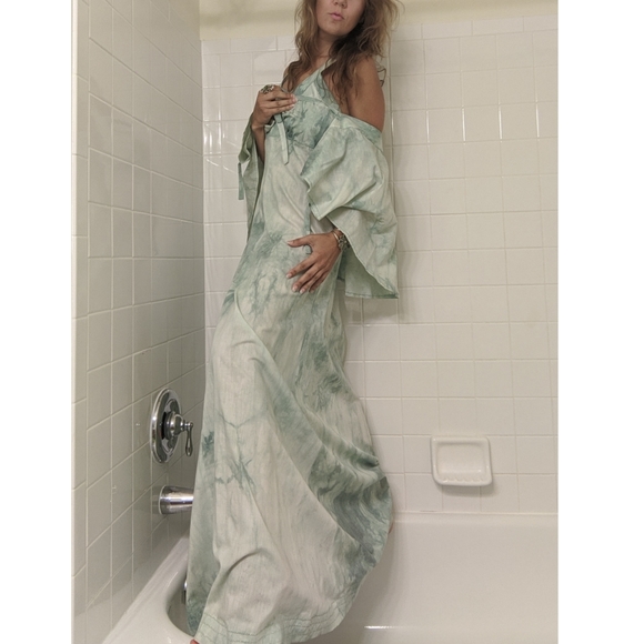 Handmade cotton 70s tie dye maxi with cape - Picture 6 of 7